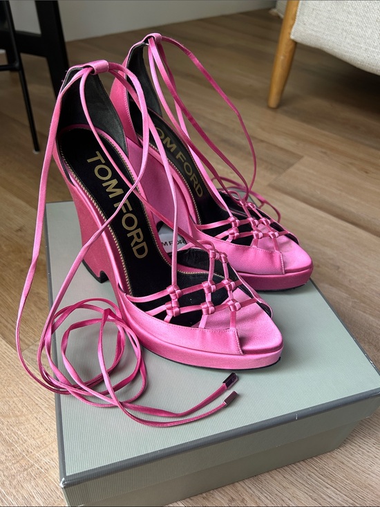 Tom Ford Shoes - Tom Ford Fuchsia Pink Satin Lace-Up Platform Wedges Heels